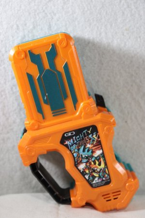 Photo1: (Damaged) Kamen Rider Ex-Aid / DX Mighty Brothers XX Gashat Used (1)