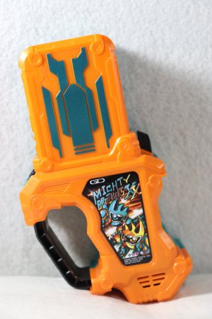 Photo1: Kamen Rider Ex-Aid / DX Mighty Brothers XX Gashat Used (1)