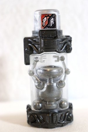 Photo1: Kamen Rider Build / DX Robot Full Bottle Used (1)