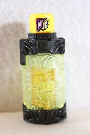 Photo1: Kamen Rider Build / DX Comic Full Bottle Used (1)