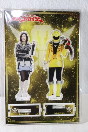 Photo1: Kaizoku Sentai Gokaiger / Acrylic Stand Luka Millfy & Gokai Yellow (1)