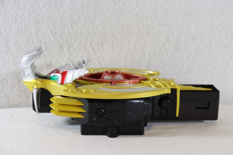 Kamen Rider Kiva / Complete Selection Modification CSM Tatsulot with ...