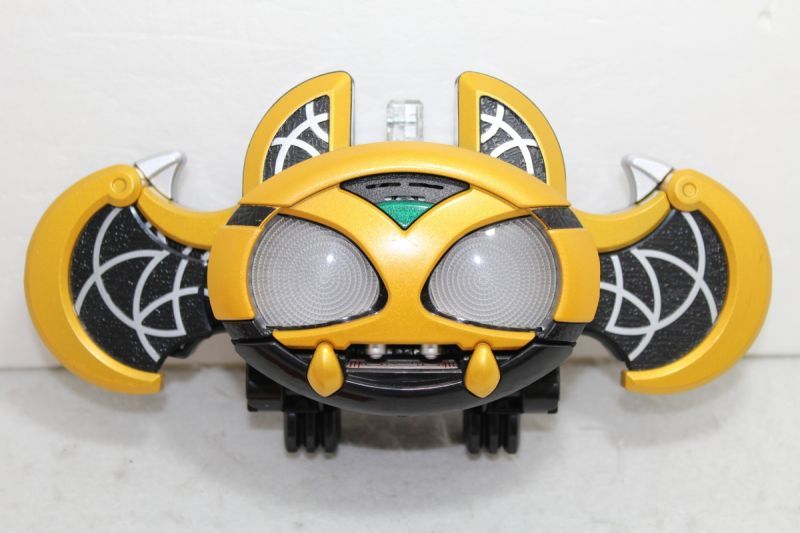 Kamen Rider Kiva / DX Kivat Belt with Package