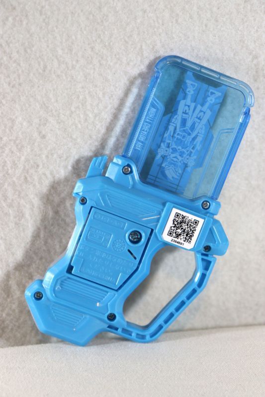 Kamen Rider Ex-Aid / DX Mighty Creator VRX Gashat Used