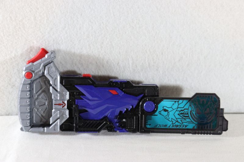 Kamen Rider Zero-One / DX Assault Wolf Progrise Key Used