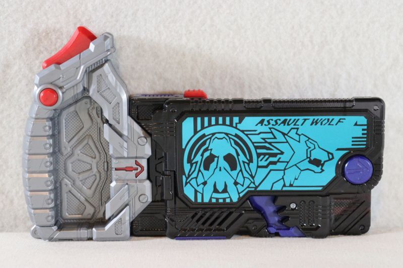 Kamen Rider Zero-one   Dx Assault Wolf Progrise Key Used