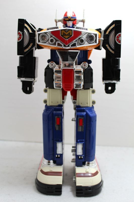 Denji Sentai Megaraner / DX Mega Voyger