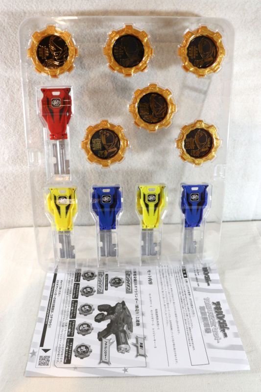 Hikounin Sentai Akibaranger / Akibaranger 10th Anniversary Set with Package