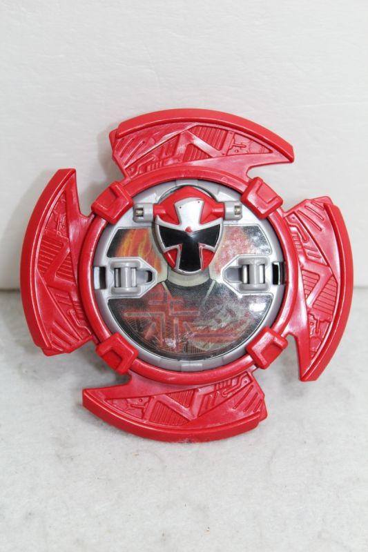 Shuriken Sentai NinNinger / Ninja Ichiban Tou with Aka Ninger Shuriken